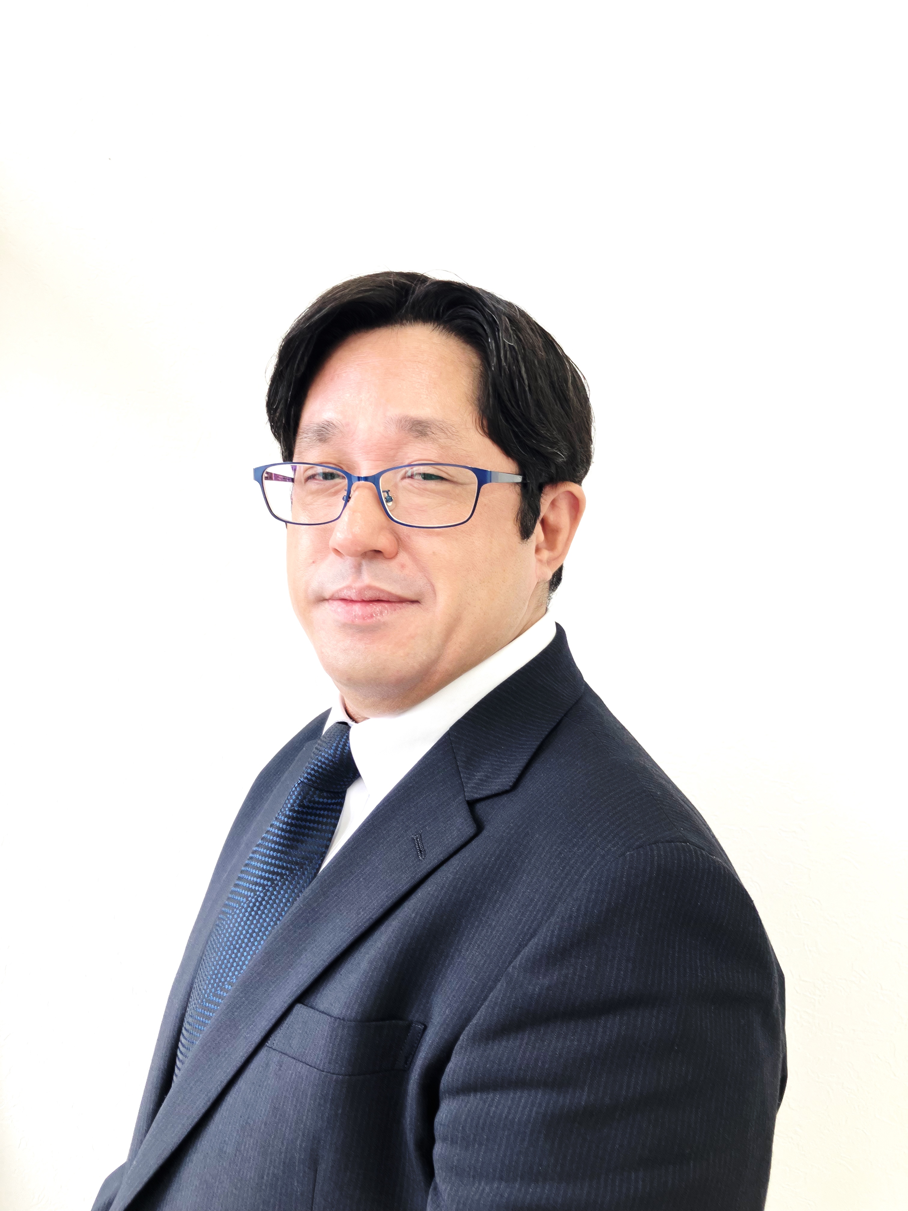 本村
  英誉